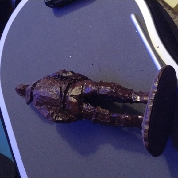 Hand carved wood Figure - Picture 2 of 4